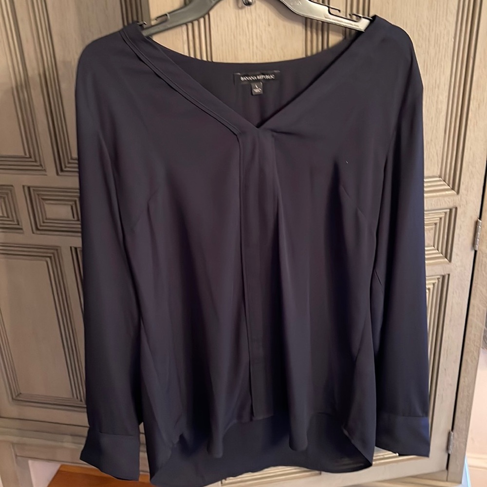 Navy Banana Republic Large Blouse. Good used condition